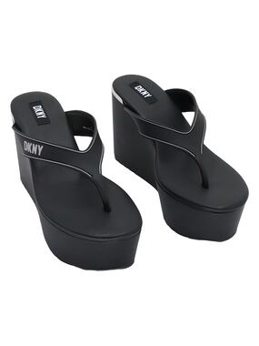 DKNY Womens Trina Platform Wedge T-Strap Sandal Black Size 8M
